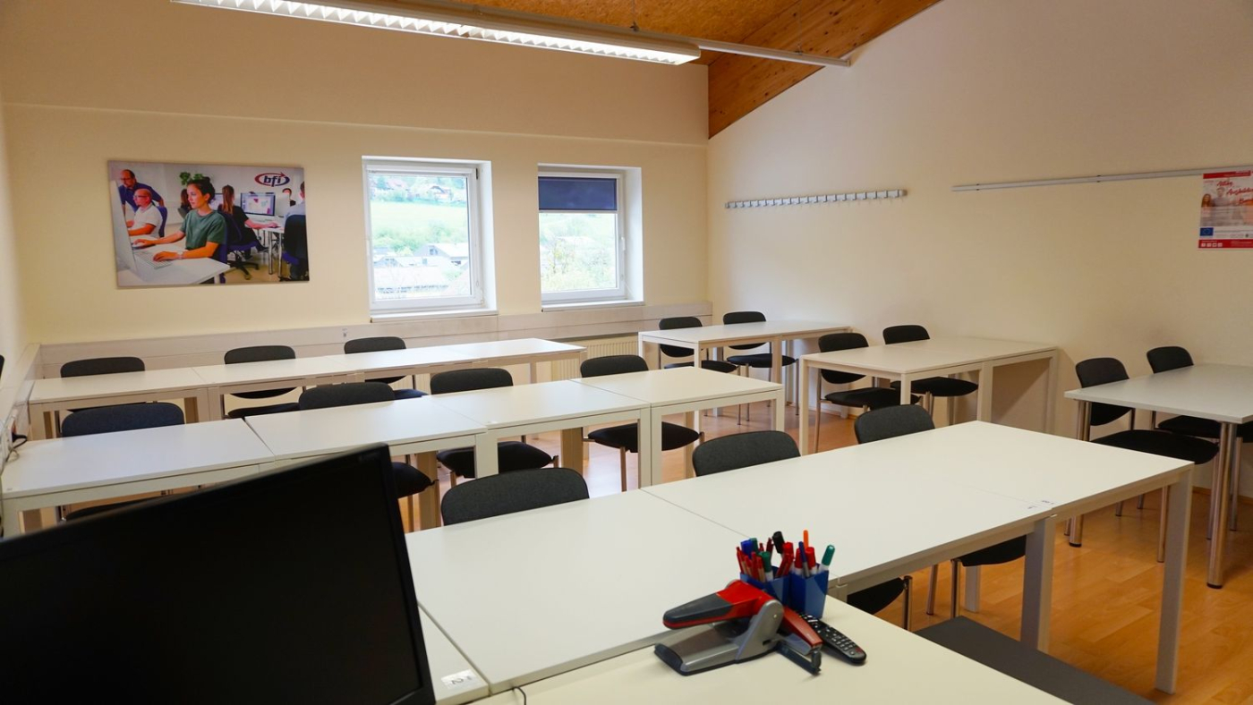 Foto von bfi bildungszentrum Lehrsaal Rottenmann